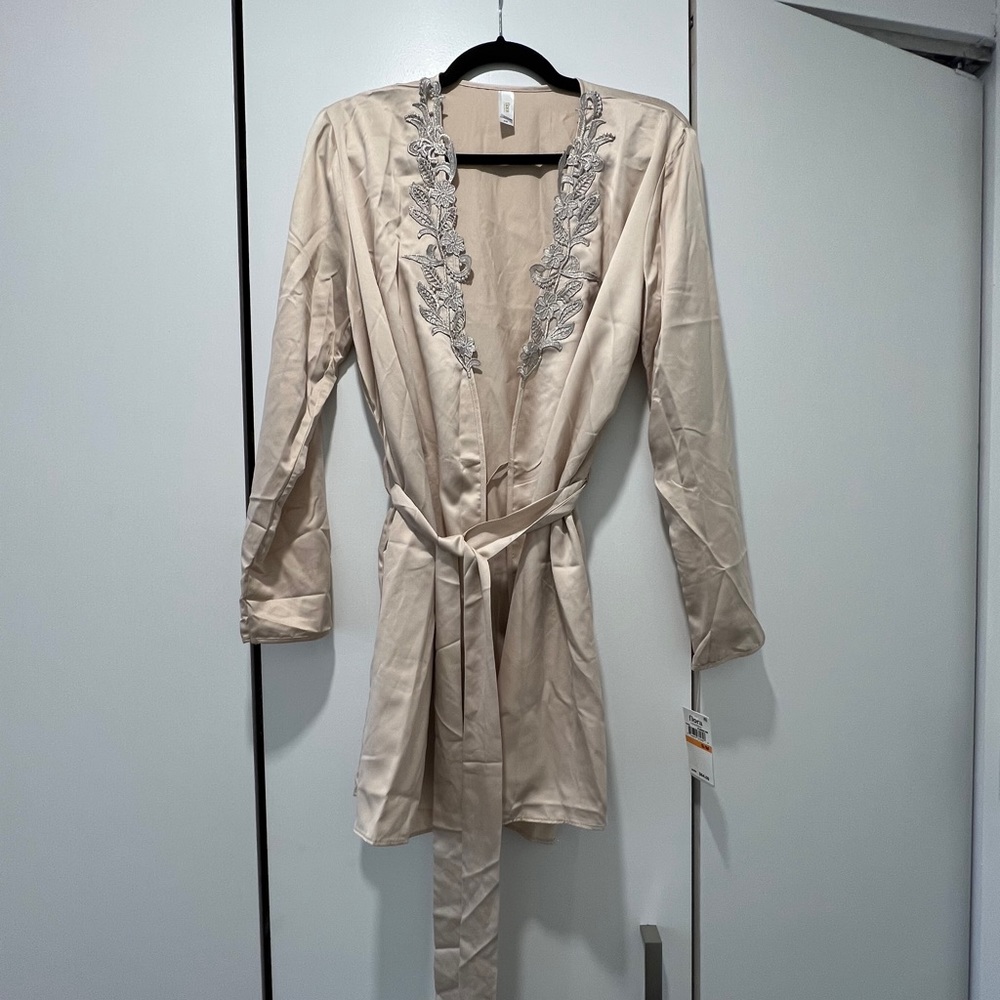 New with Tags Flora Nikrooz Silky Lingerie Set